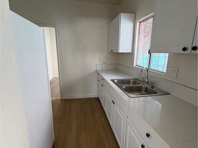 1030 W 88th Street 1/4, Los Angeles CA 90044