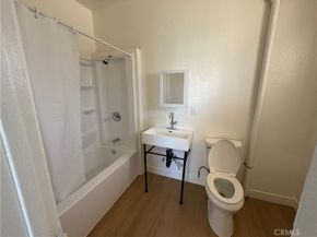 1030 W 88th Street 1/4, Los Angeles CA 90044