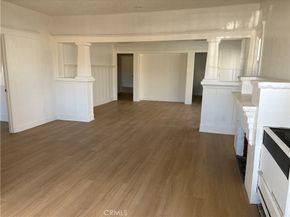 1030 W 88th Street 1/4, Los Angeles CA 90044