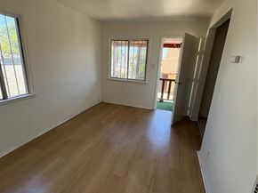 1030 W 88th Street 1/4, Los Angeles CA 90044