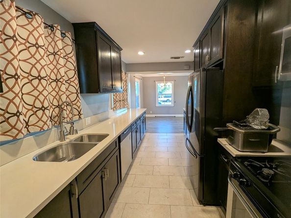 14947 14945 Chatsworth Street, Mission Hills CA 91345