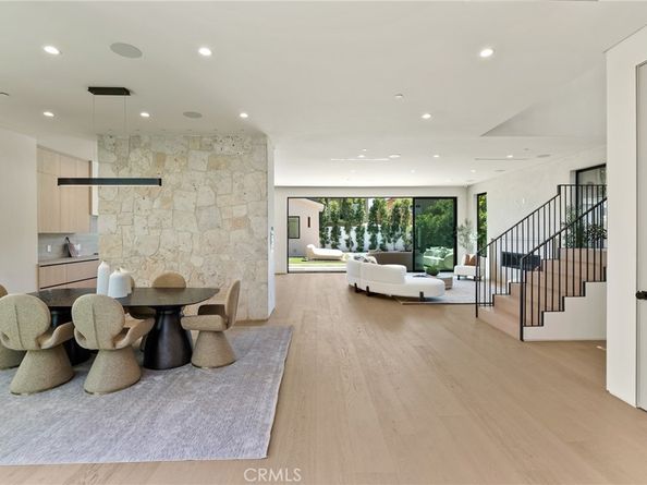 14738 Otsego Street, Sherman Oaks CA 91403
