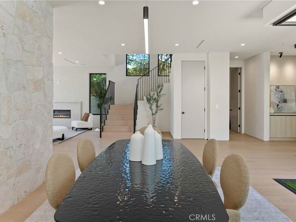 14738 Otsego Street, Sherman Oaks CA 91403