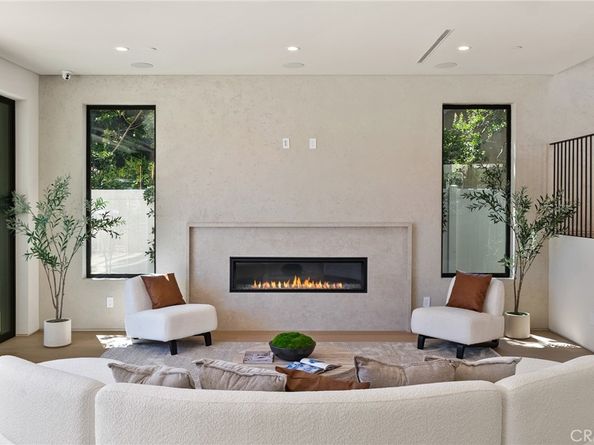14738 Otsego Street, Sherman Oaks CA 91403