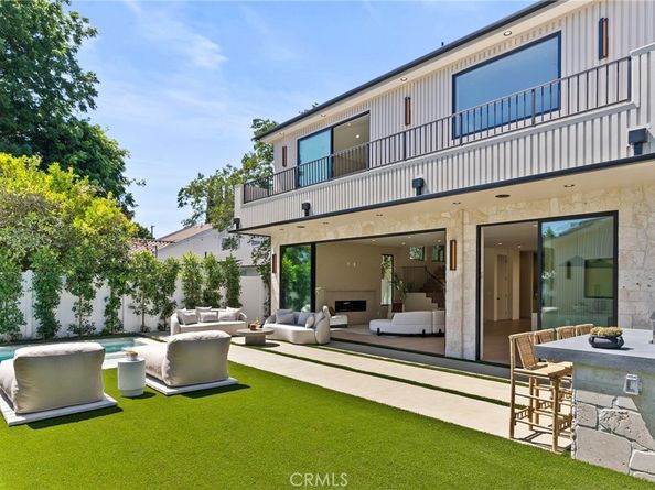 14738 Otsego Street, Sherman Oaks CA 91403