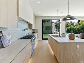 14738 Otsego Street, Sherman Oaks CA 91403