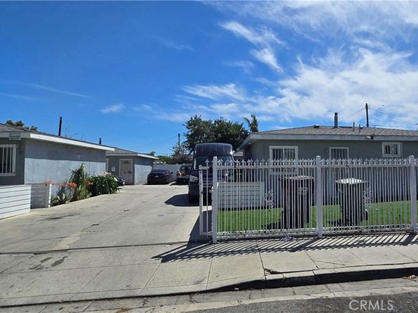 348 W Peach Street, Compton CA 90222