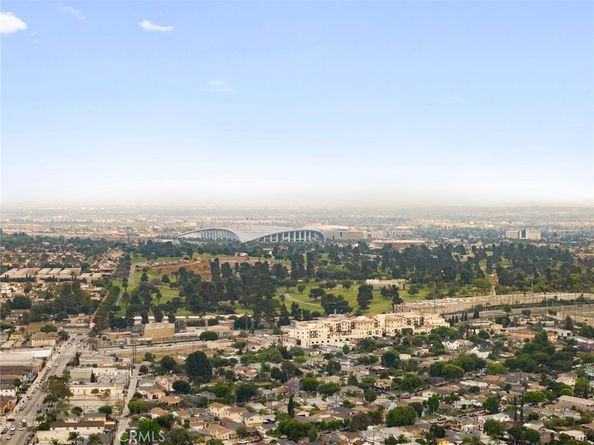3626 W 62nd St, Los Angeles CA 90043
