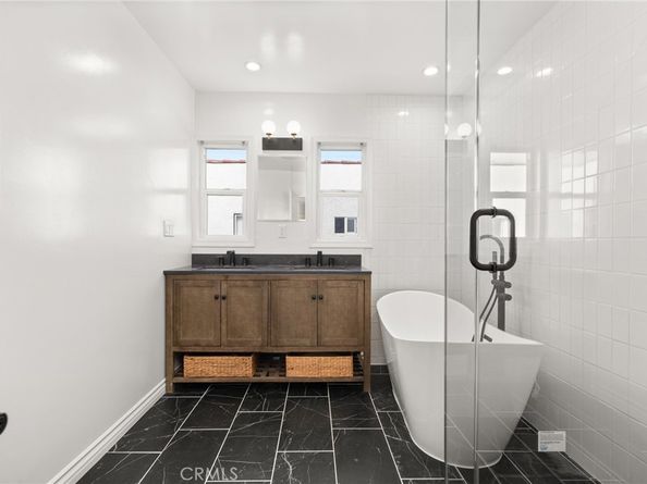 3626 W 62nd St, Los Angeles CA 90043