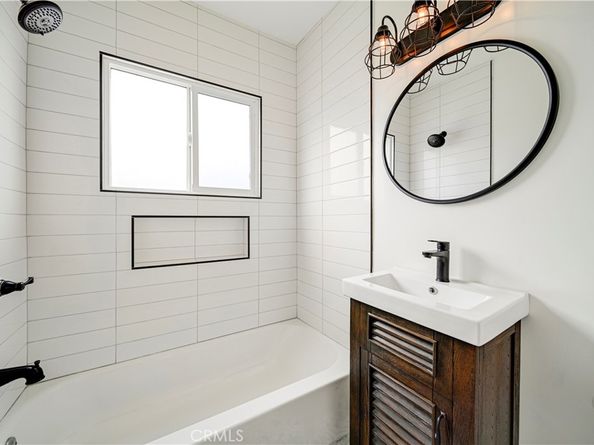 4427 Exposition Boulevard, Los Angeles CA 90016