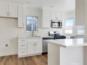 4427 Exposition Boulevard, Los Angeles CA 90016