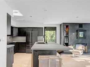 1782 Viewmont Drive, Los Angeles CA 90069