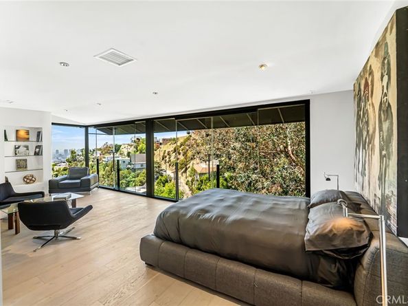 1782 Viewmont Drive, Los Angeles CA 90069