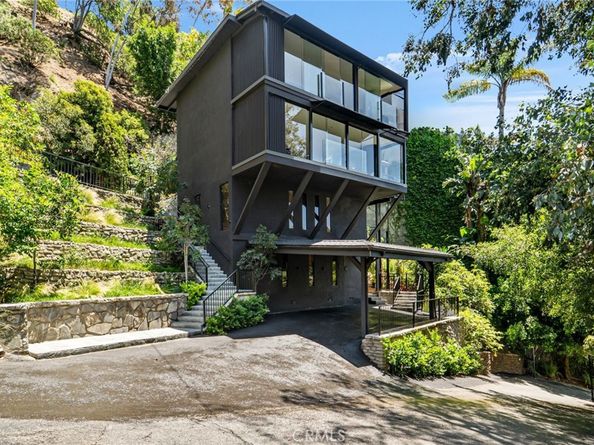 1782 Viewmont Drive, Los Angeles CA 90069