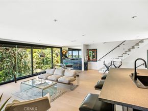 1782 Viewmont Drive, Los Angeles CA 90069