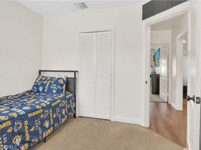 1343 N Whitnall Hwy, Burbank CA 91505