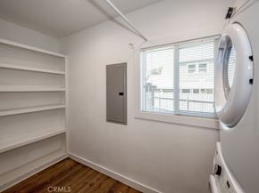 1219 N Lincoln Street, Burbank CA 91506