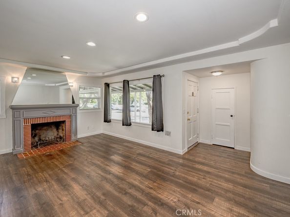 1219 N Lincoln Street, Burbank CA 91506