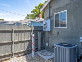 1219 N Lincoln Street, Burbank CA 91506