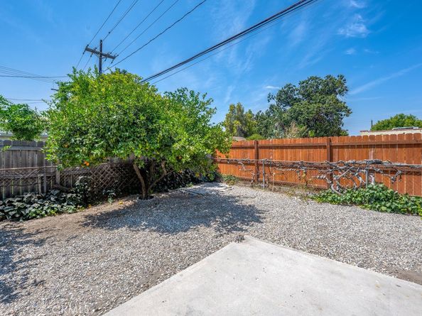 1219 N Lincoln Street, Burbank CA 91506