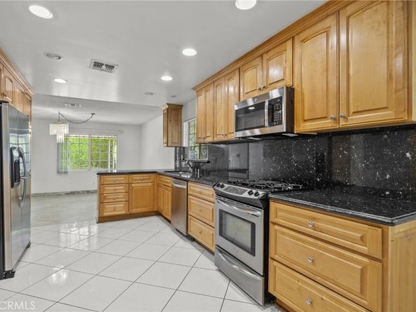 7725 Ethel Avenue, North Hollywood CA 91605