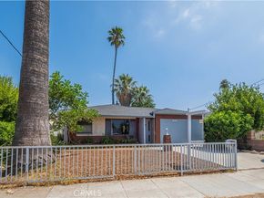 8816 Amboy Avenue, Sun Valley CA 91352