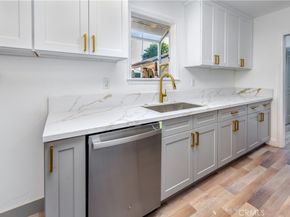 22151 Ingomar Street, Canoga Park CA 91304