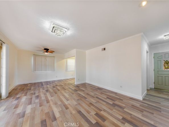 22151 Ingomar Street, Canoga Park CA 91304