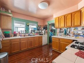 3025 Edgehill Drive, Los Angeles CA 90018