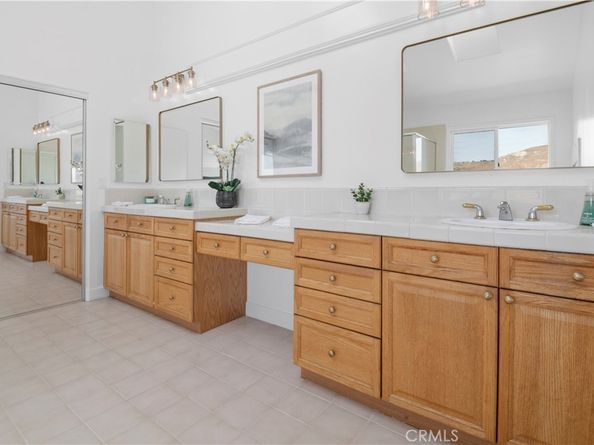3966 Leighton Point Rd., Calabasas CA 91301