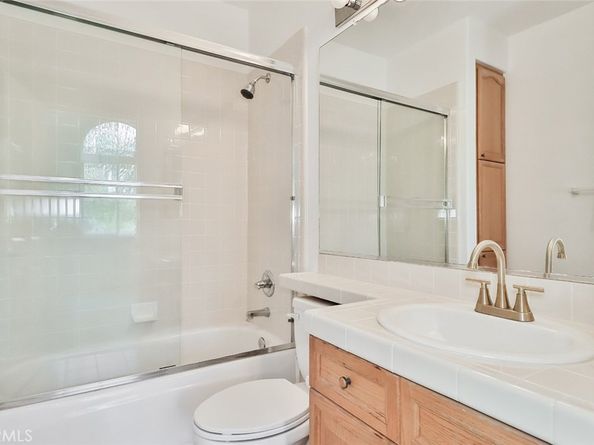 3966 Leighton Point Rd., Calabasas CA 91301