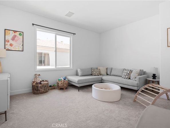 3966 Leighton Point Rd., Calabasas CA 91301