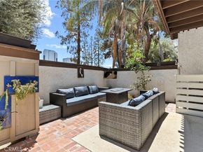 21535 Erwin Street 131, Woodland Hills CA 91367