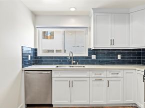 21535 Erwin Street 131, Woodland Hills CA 91367