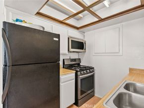 9740 Sepulveda Boulevard 20, North Hills CA 91343