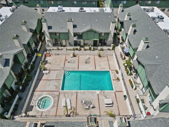 9740 Sepulveda Boulevard 20, North Hills CA 91343