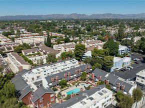 19431 Sherman Way 24, Reseda CA 91335