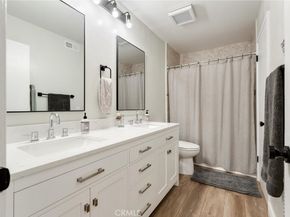 19431 Sherman Way 24, Reseda CA 91335