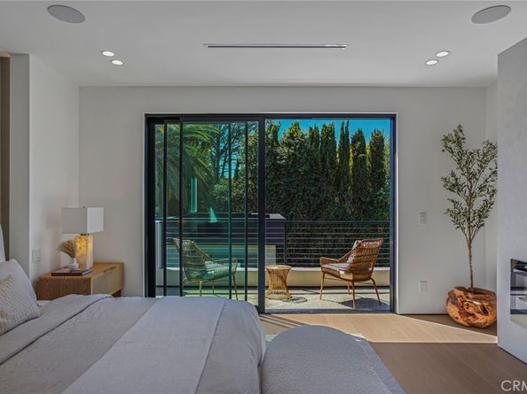 4219 Costello Avenue, Sherman Oaks CA 91423