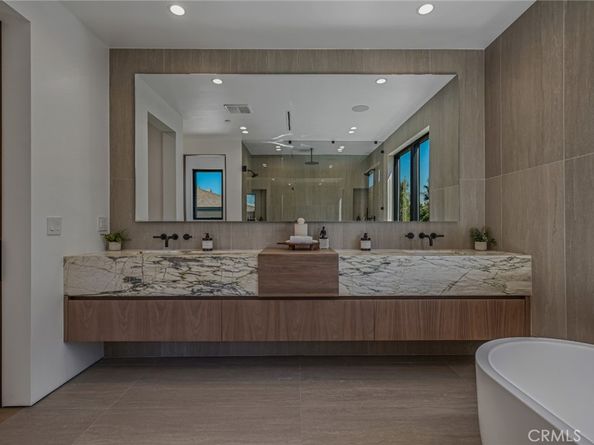 4219 Costello Avenue, Sherman Oaks CA 91423