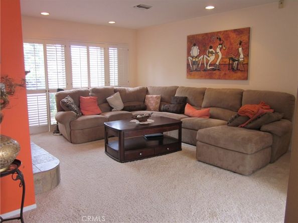 9931 Memory Park Avenue, Mission Hills CA 91345