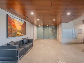 930 California Avenue 105, Santa Monica CA 90403