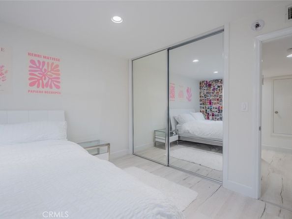 930 California Avenue 105, Santa Monica CA 90403