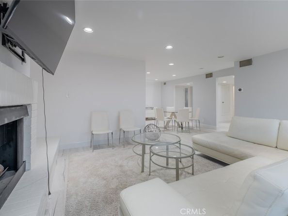 930 California Avenue 105, Santa Monica CA 90403