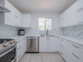 930 California Avenue 105, Santa Monica CA 90403