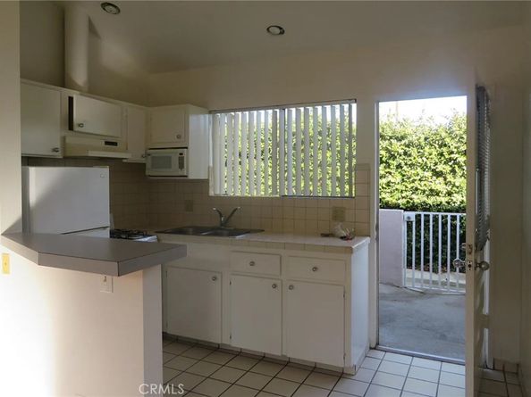 5335 Harmony Avenue, North Hollywood CA 91601