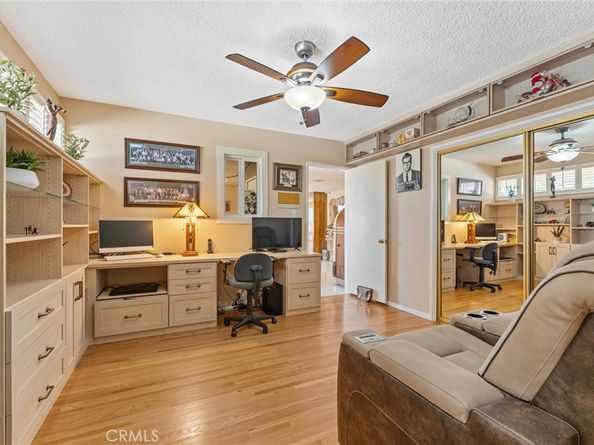 4845 Parkglen, View Park CA 90043