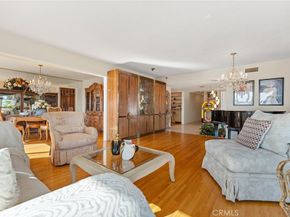 4845 Parkglen, View Park CA 90043