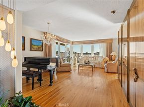 4845 Parkglen, View Park CA 90043