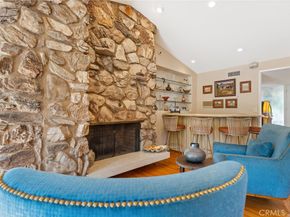 4845 Parkglen, View Park CA 90043